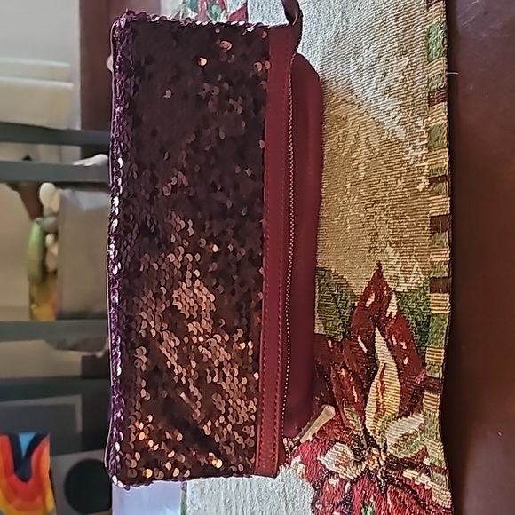thirty-one Handbags - THIRTY ONE Purple sequined  clutch